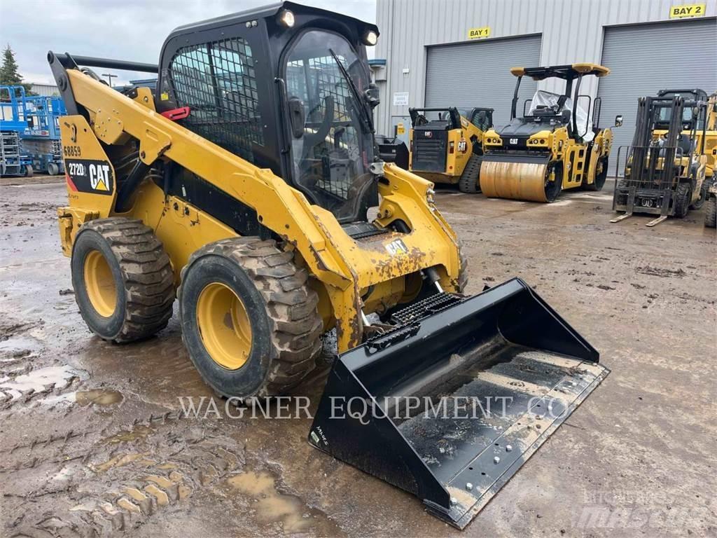 CAT 272D2 Ładowarki burtowe