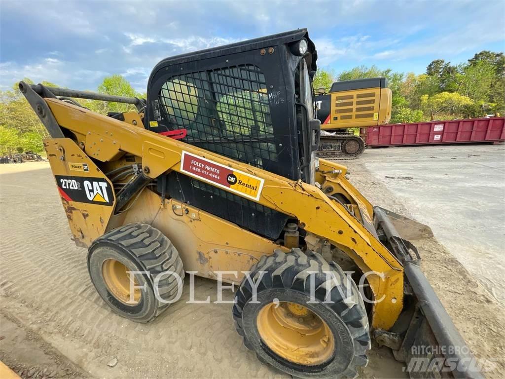 CAT 272D2 Ładowarki burtowe