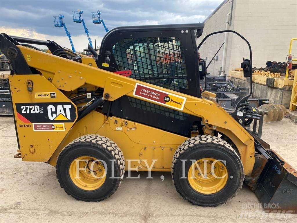 CAT 272D2 Ładowarki burtowe