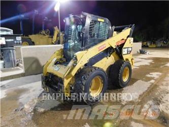 CAT 272D2 XHP Ładowarki burtowe