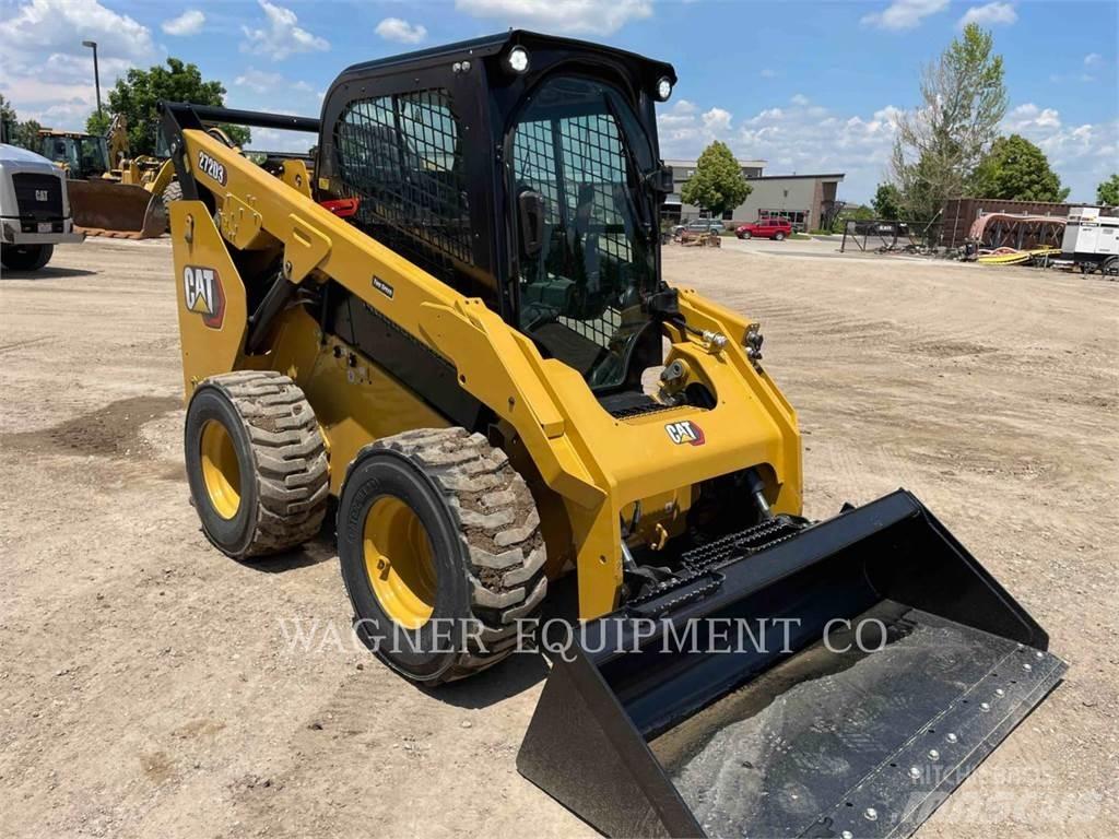 CAT 272D3 Ładowarki burtowe