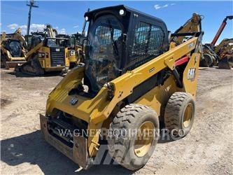 CAT 272D3 Ładowarki burtowe