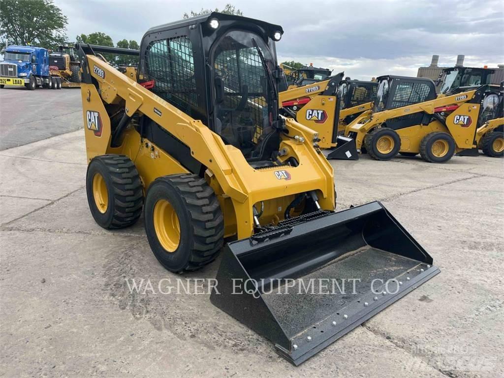 CAT 272D3 Ładowarki burtowe
