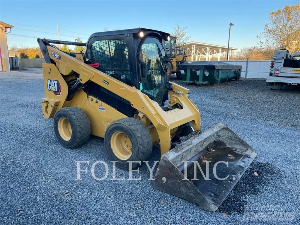 CAT 272D3 Ładowarki burtowe