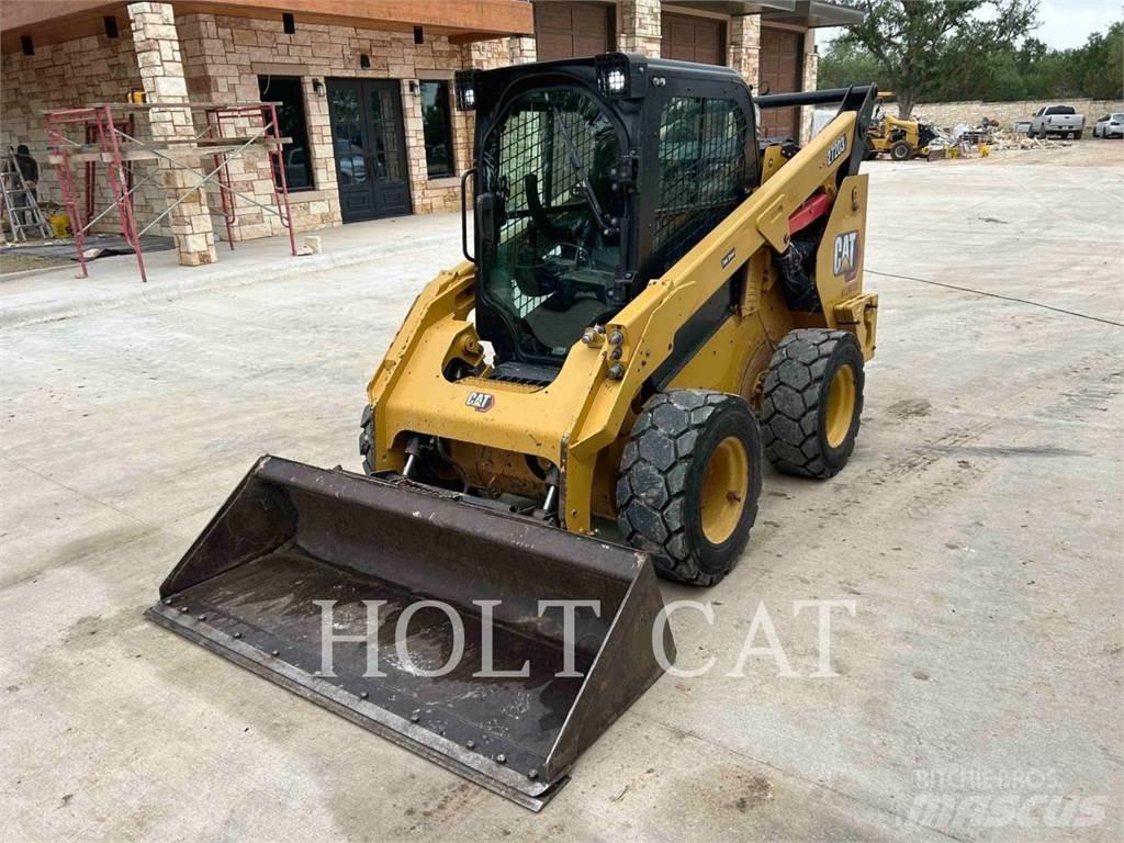 CAT 272D3 Ładowarki burtowe