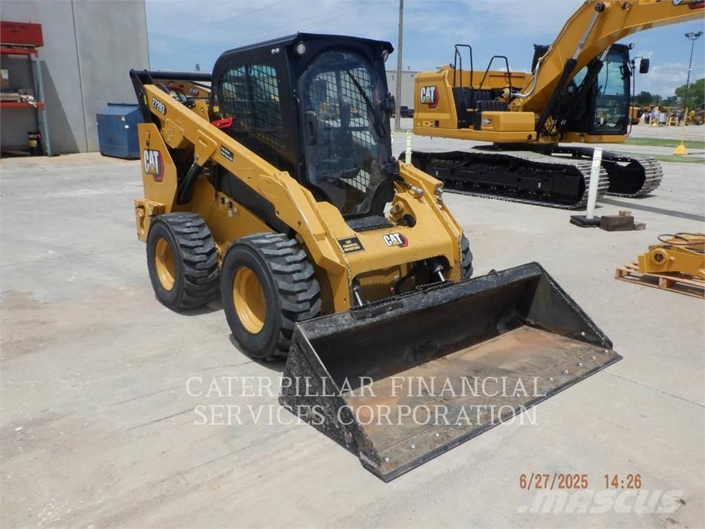 CAT 272D3 Ładowarki burtowe