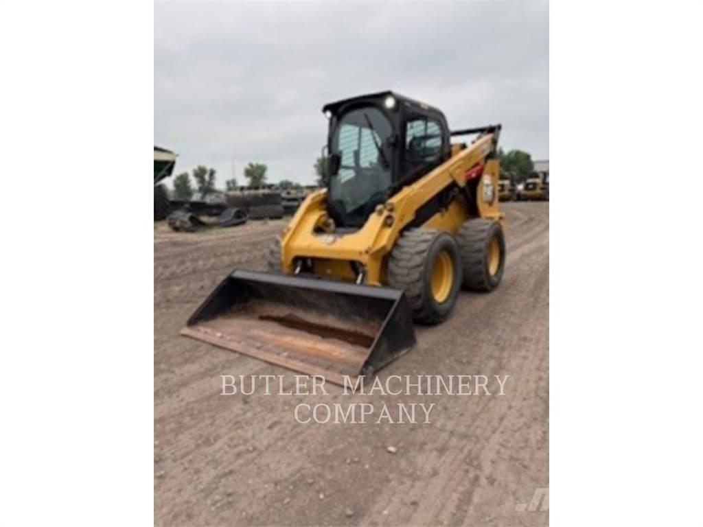 CAT 272D3 Ładowarki burtowe