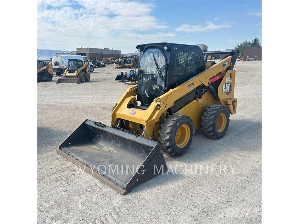 CAT 272D3 Ładowarki burtowe