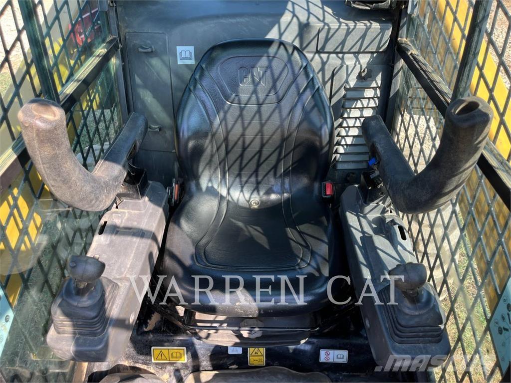 CAT 272D3 C3H1 Ładowarki burtowe