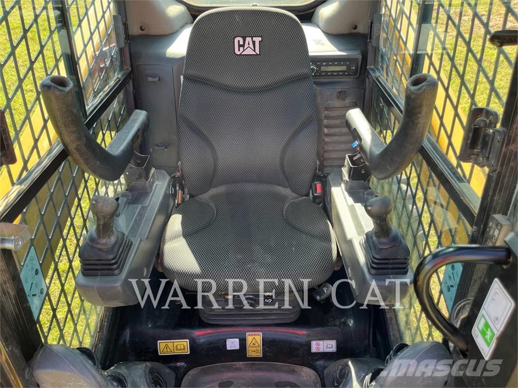 CAT 272D3 C3H3 Ładowarki burtowe