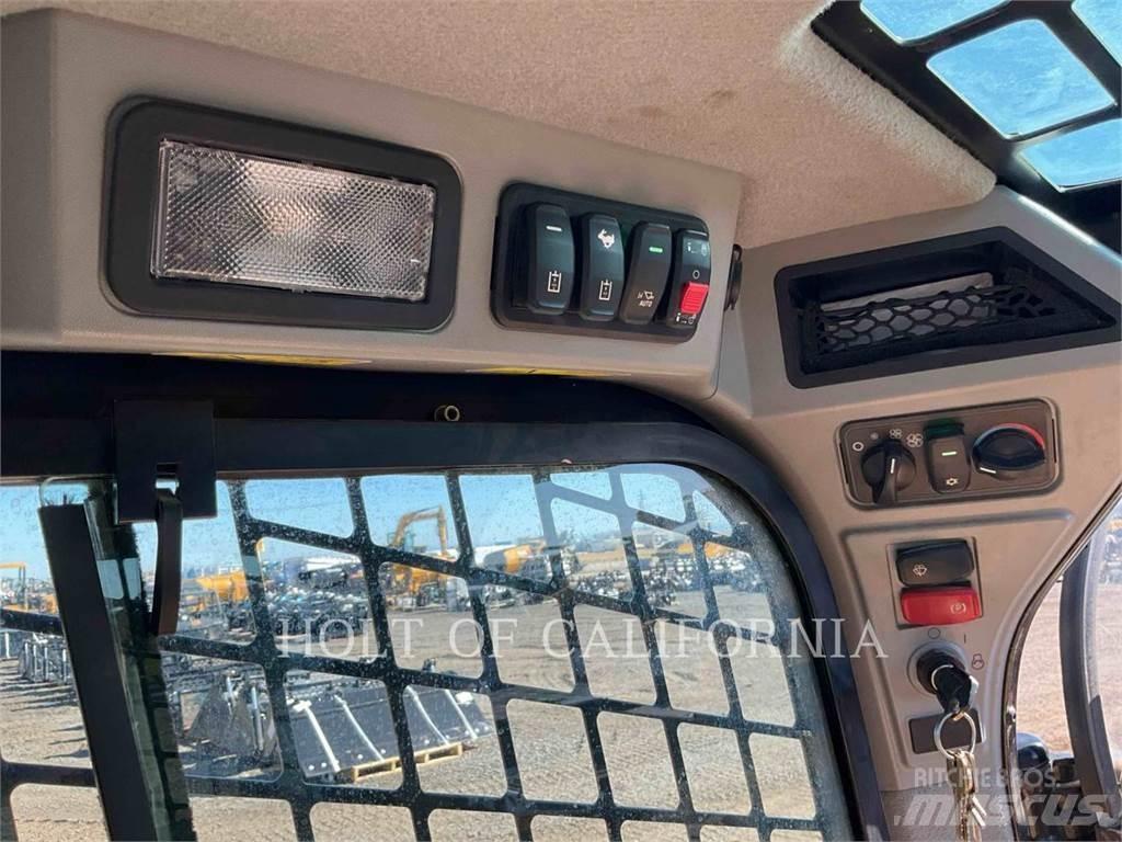 CAT 272D3XE Ładowarki burtowe