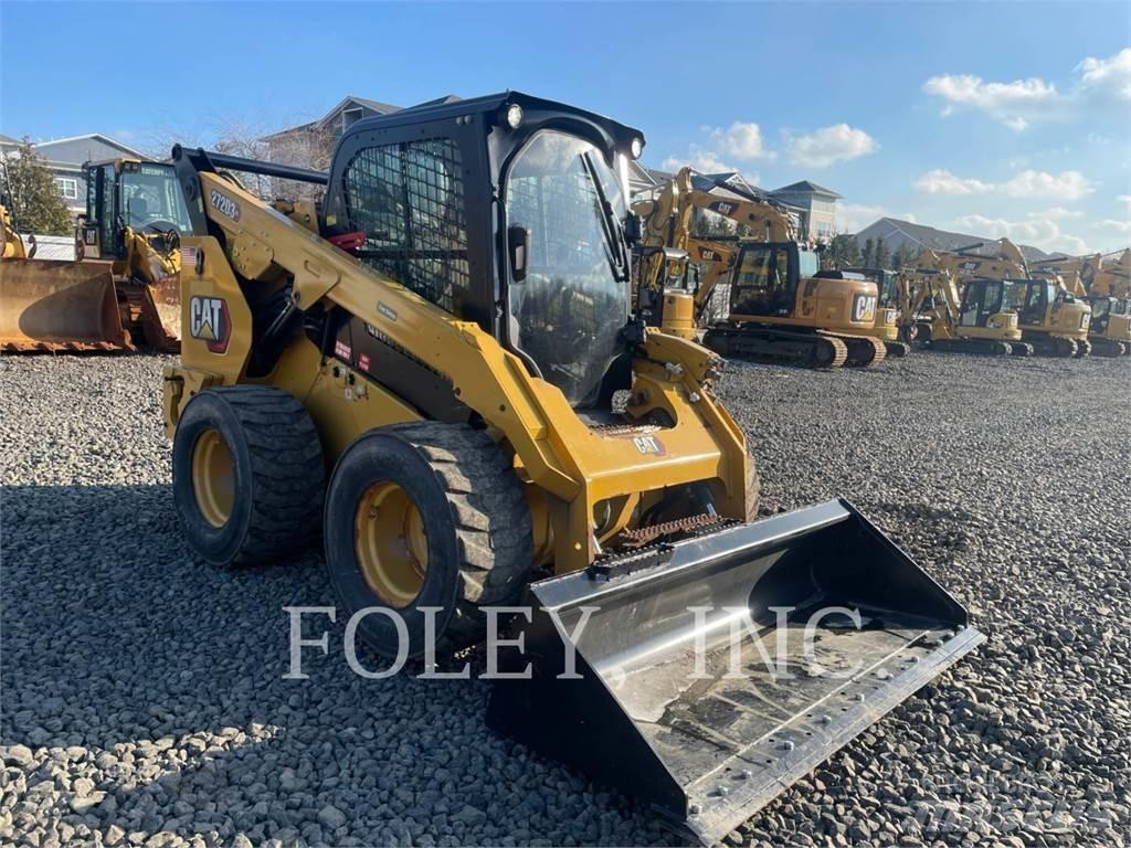 CAT 272D3XE Ładowarki burtowe