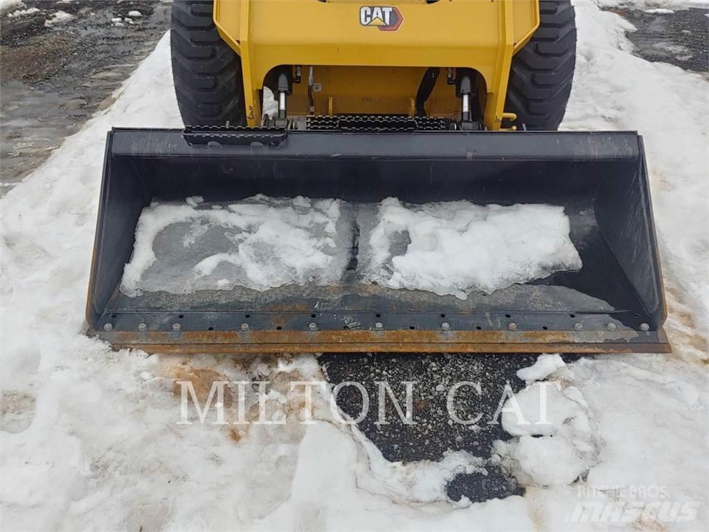 CAT 272D3XE Ładowarki burtowe