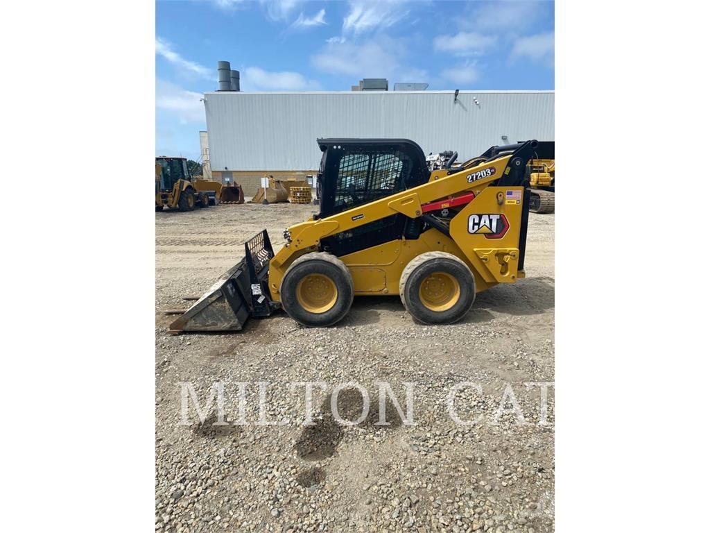 CAT 272D3XE Ładowarki burtowe