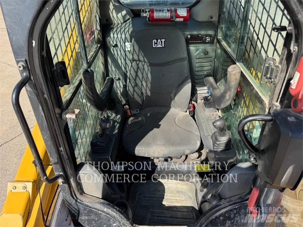 CAT 279D3 Ładowarki burtowe