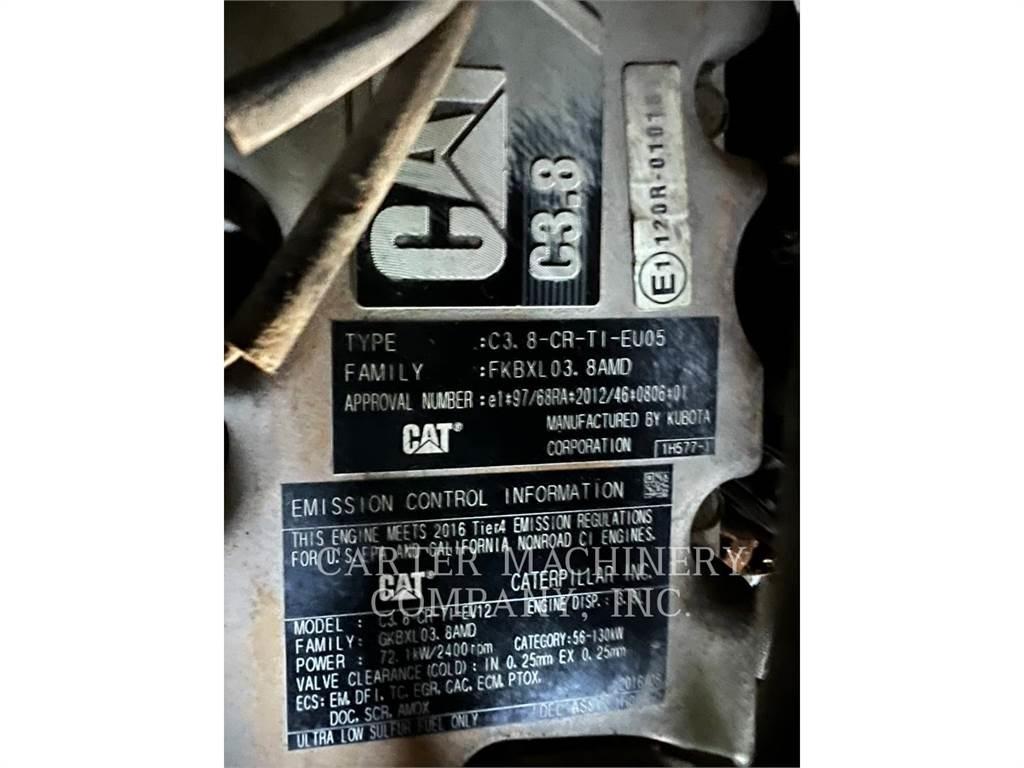 CAT 299D2 Ładowarki burtowe