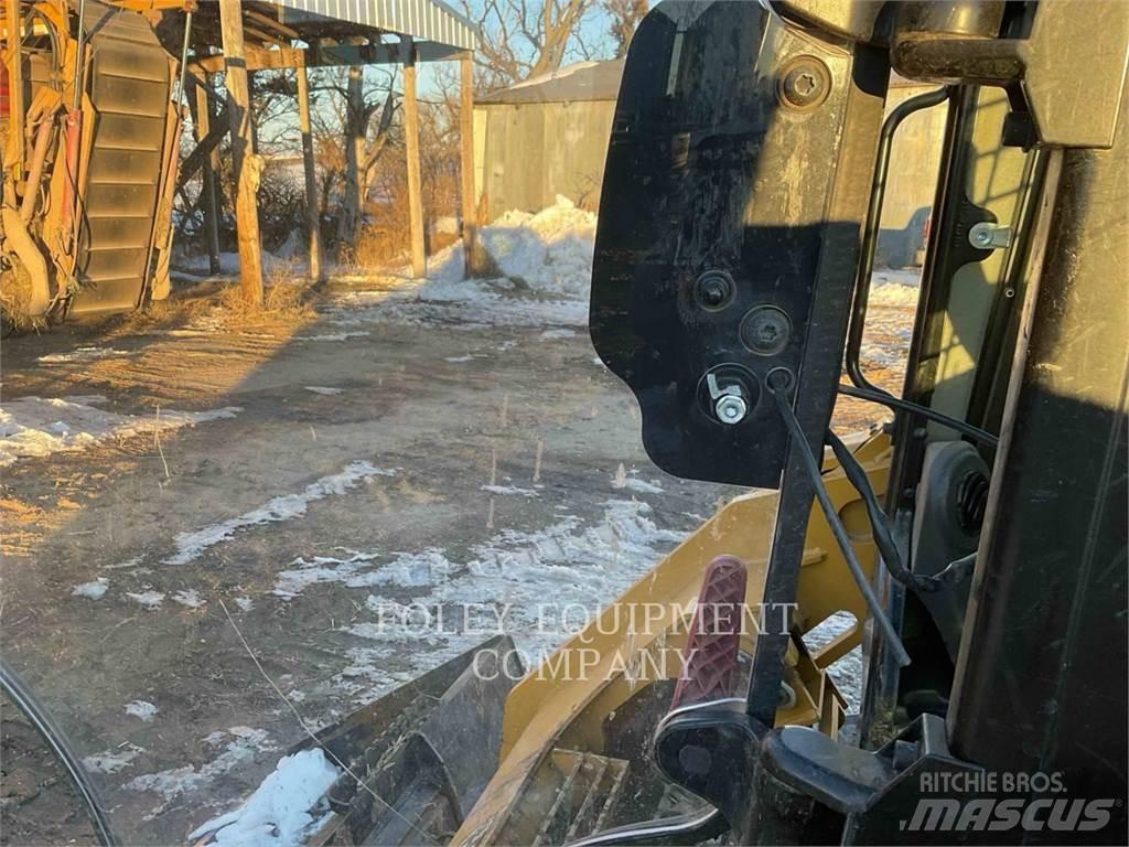 CAT 299D3 Ładowarki gąsienicowe