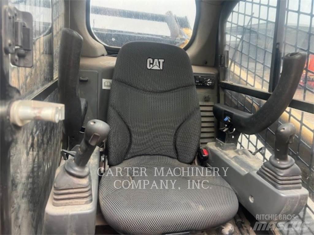 CAT 299D3 Ładowarki gąsienicowe