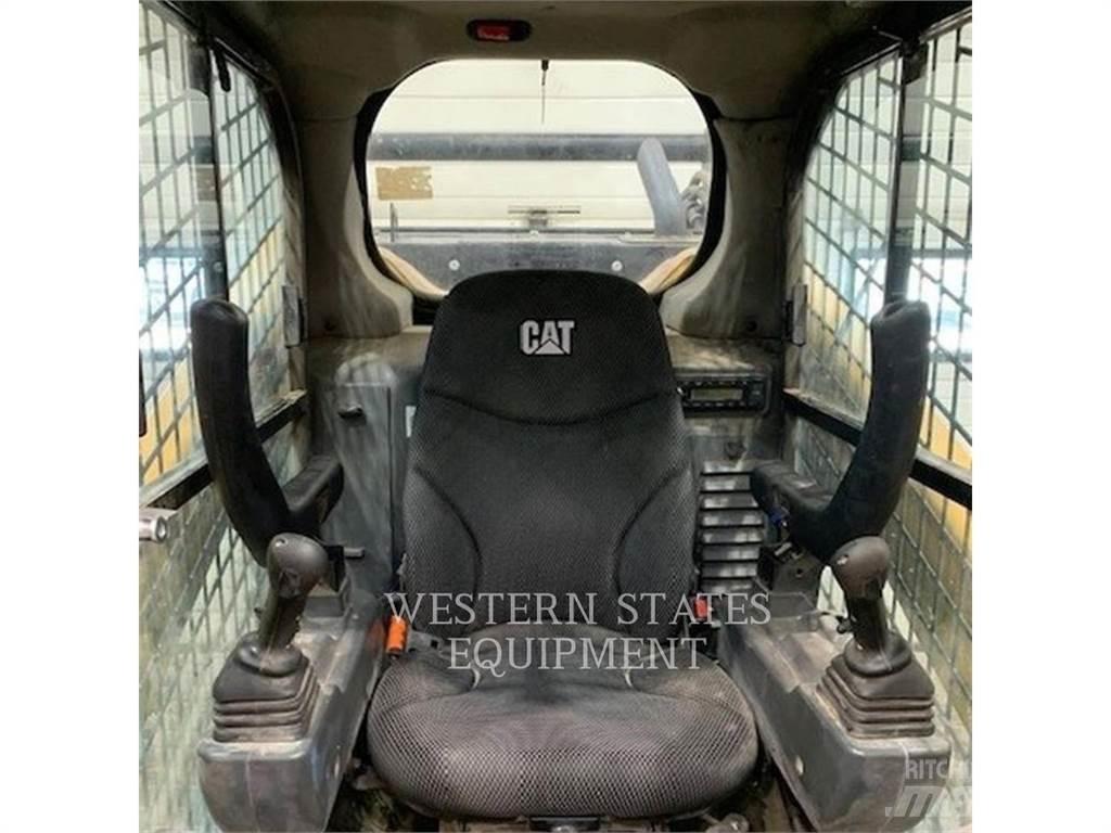CAT 299D3 Ładowarki burtowe