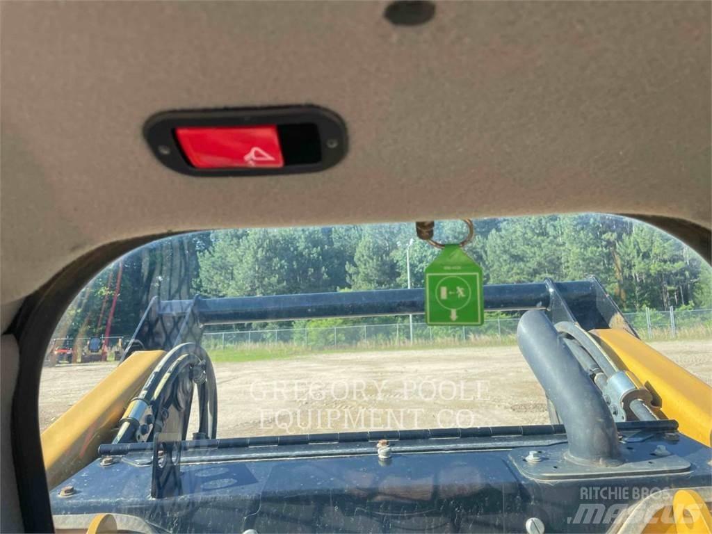CAT 299D3 Ładowarki gąsienicowe