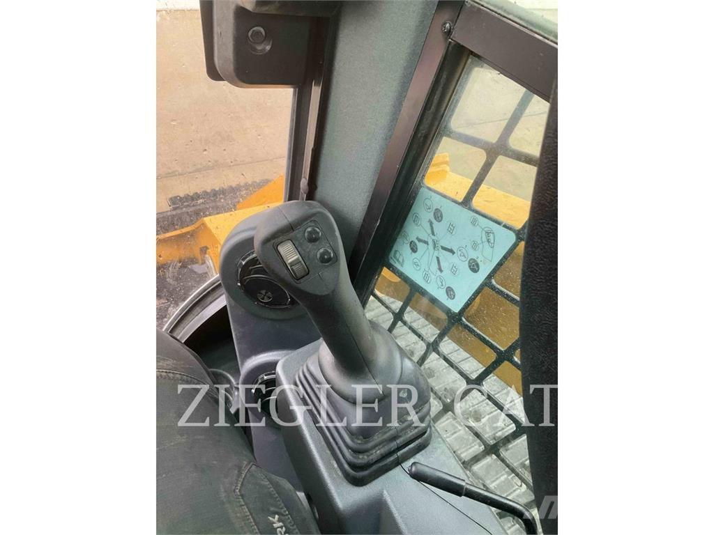 CAT 299D3 Ładowarki gąsienicowe