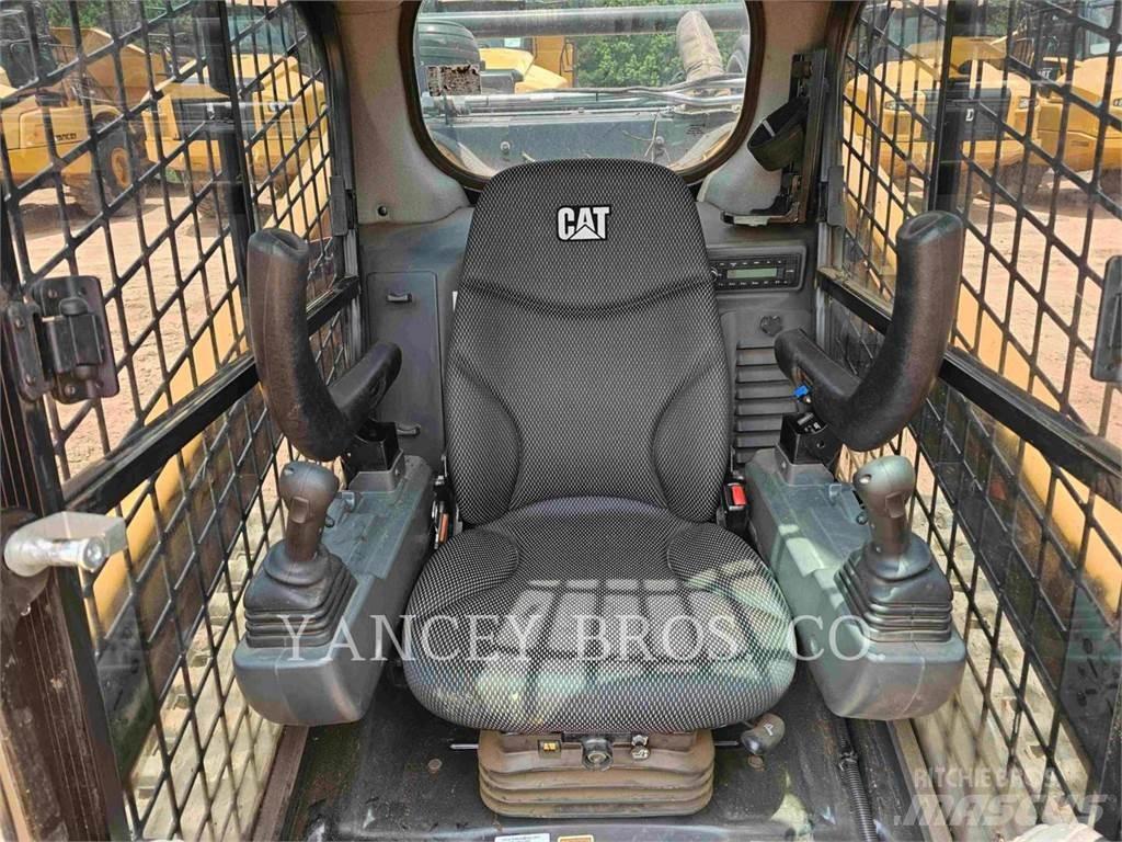 CAT 299D3 XE Ładowarki burtowe