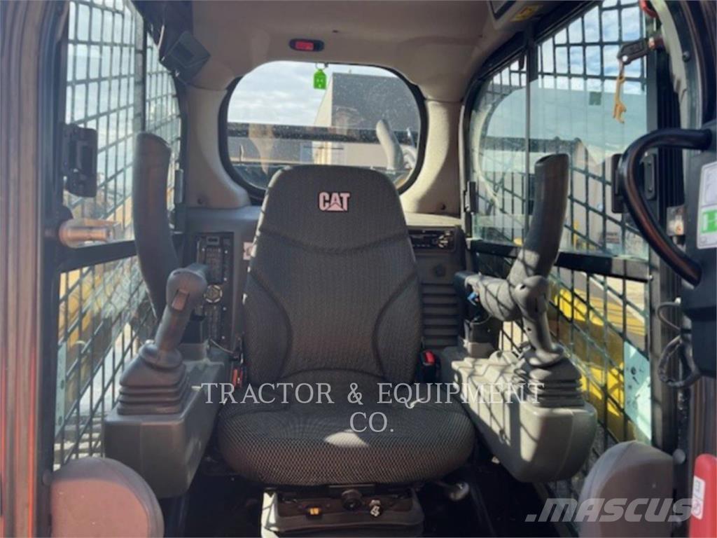 CAT 299D3 XE Ładowarki burtowe