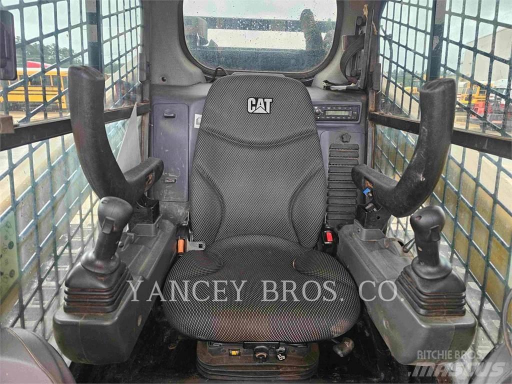 CAT 299D3 XELM Ładowarki burtowe
