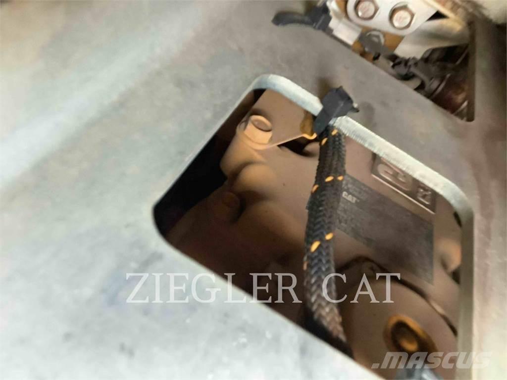 CAT 299D3XE Ładowarki gąsienicowe