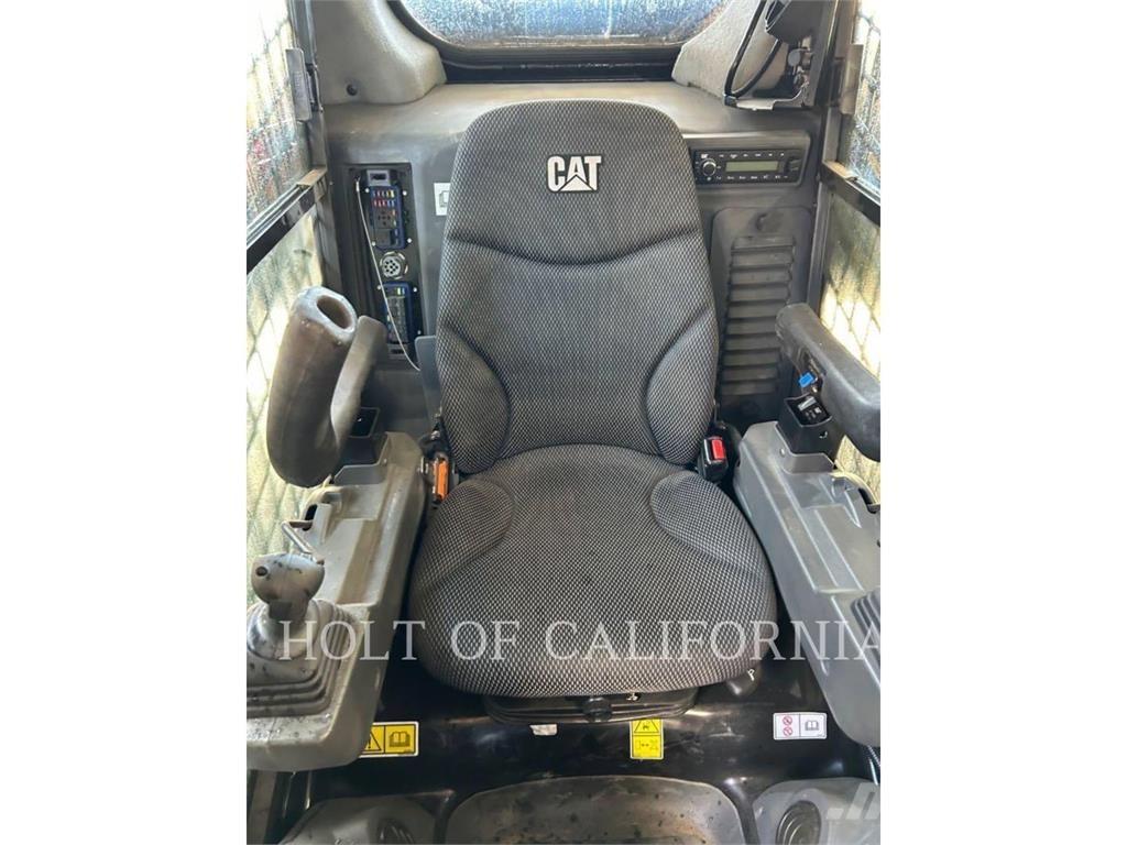 CAT 299D3XE Ładowarki burtowe