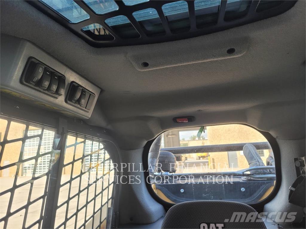 CAT 299D3XE Ładowarki gąsienicowe