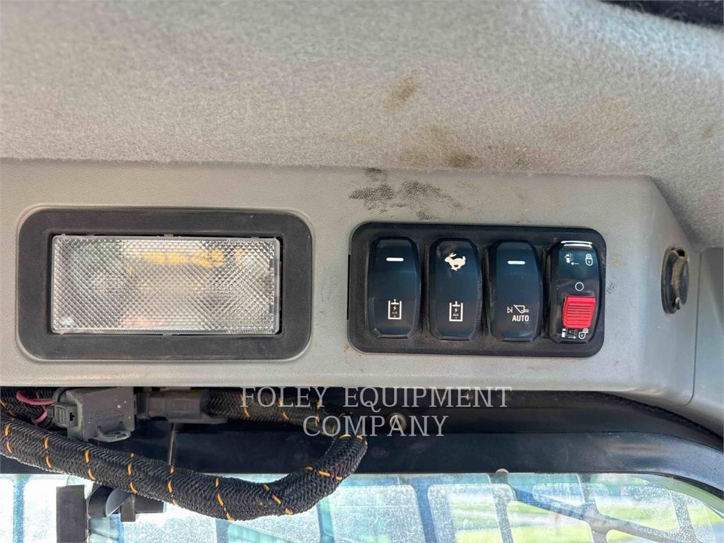 CAT 299D3XPS2C Ładowarki burtowe