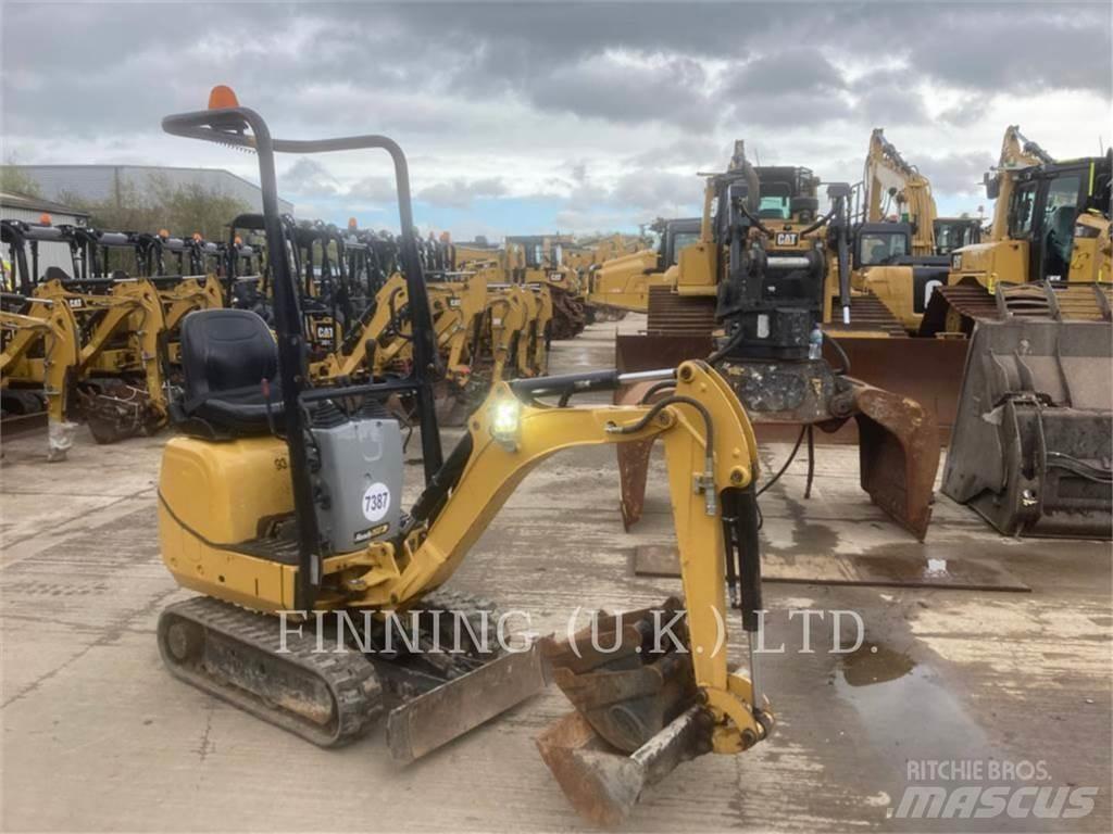 CAT 300.9D Koparki gąsienicowe