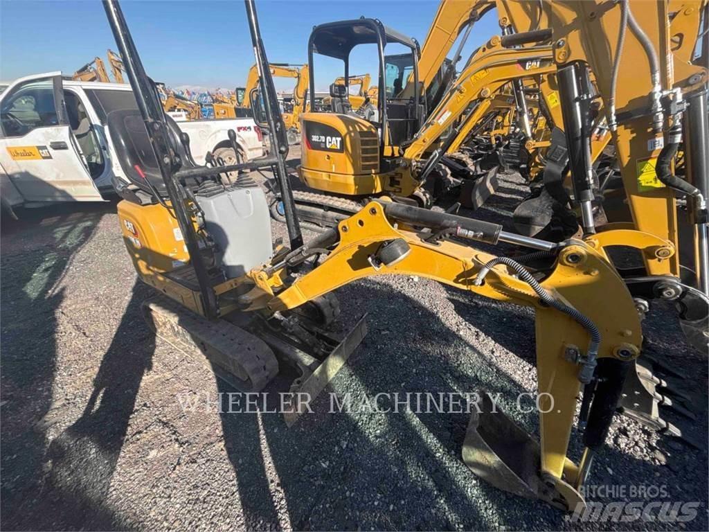 CAT 300.9D Koparki gąsienicowe