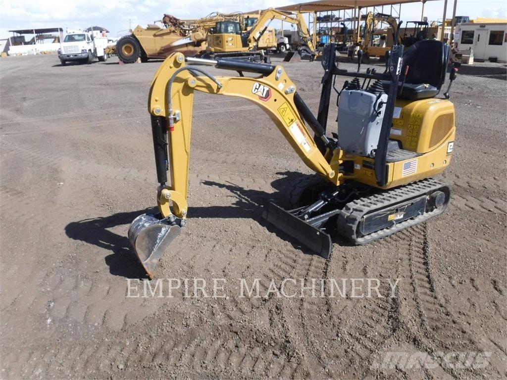 CAT 300.9D Koparki gąsienicowe
