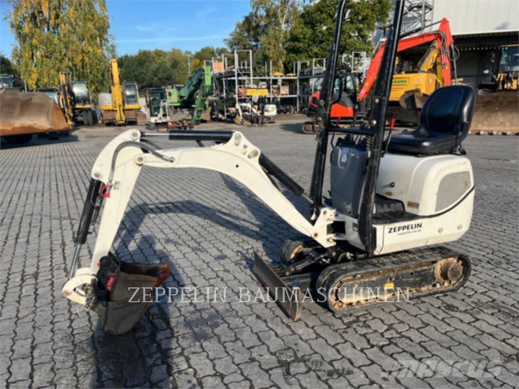 CAT 300.9D Koparki gąsienicowe