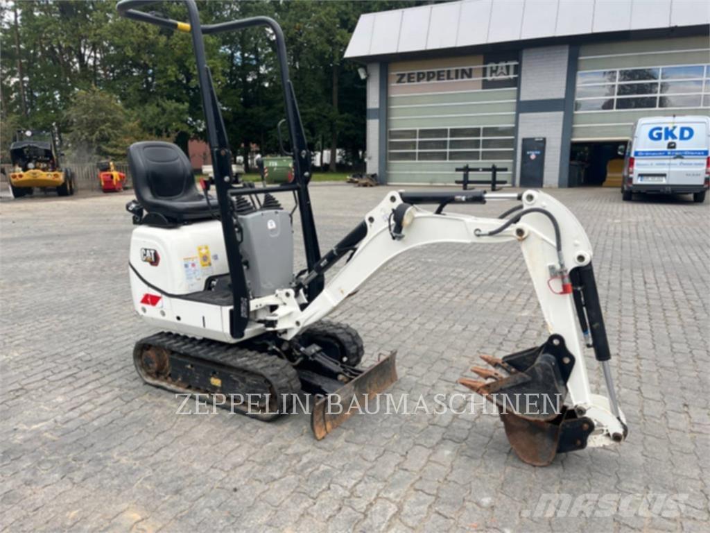 CAT 300.9D Koparki gąsienicowe