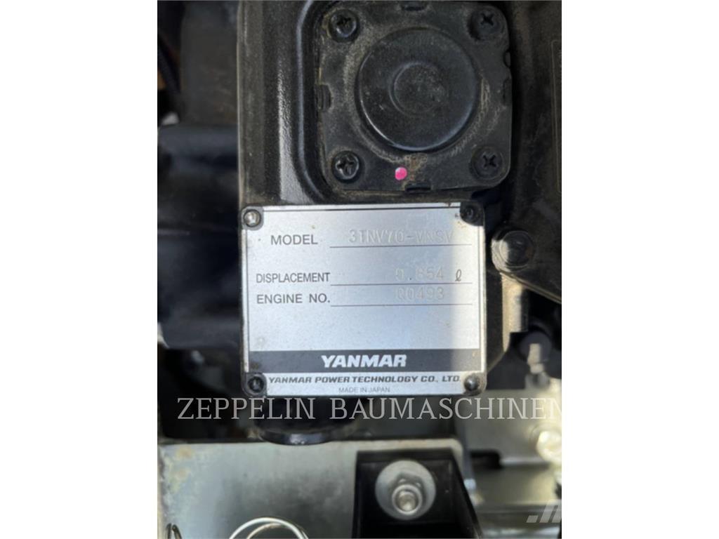 CAT 300.9D Koparki gąsienicowe