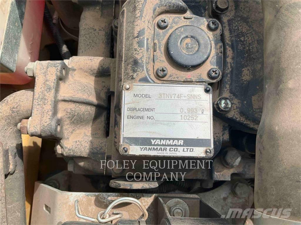 CAT 300.9DSO Koparki gąsienicowe
