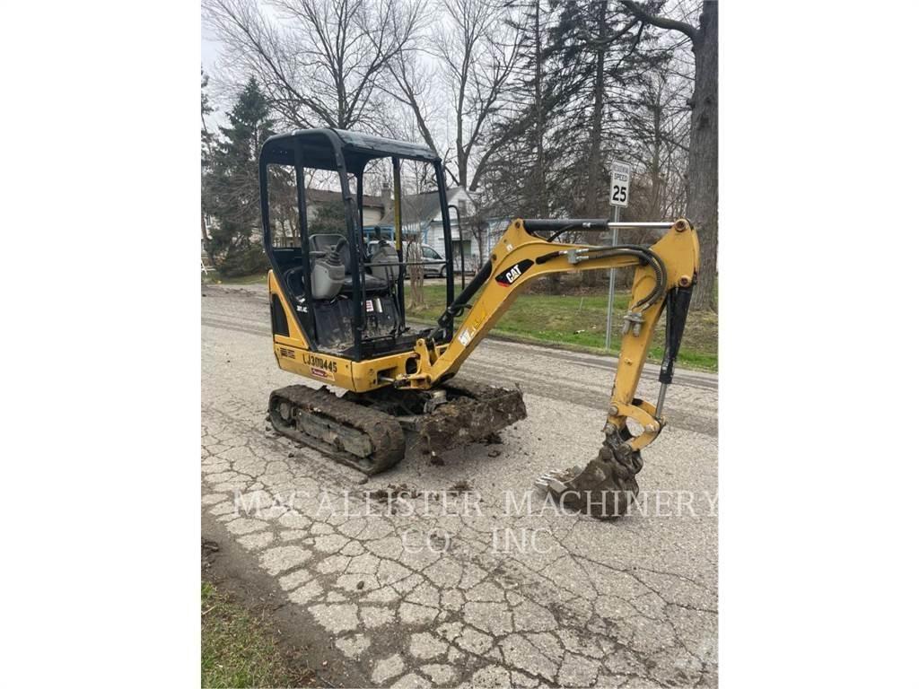 CAT 301.4C Koparki gąsienicowe