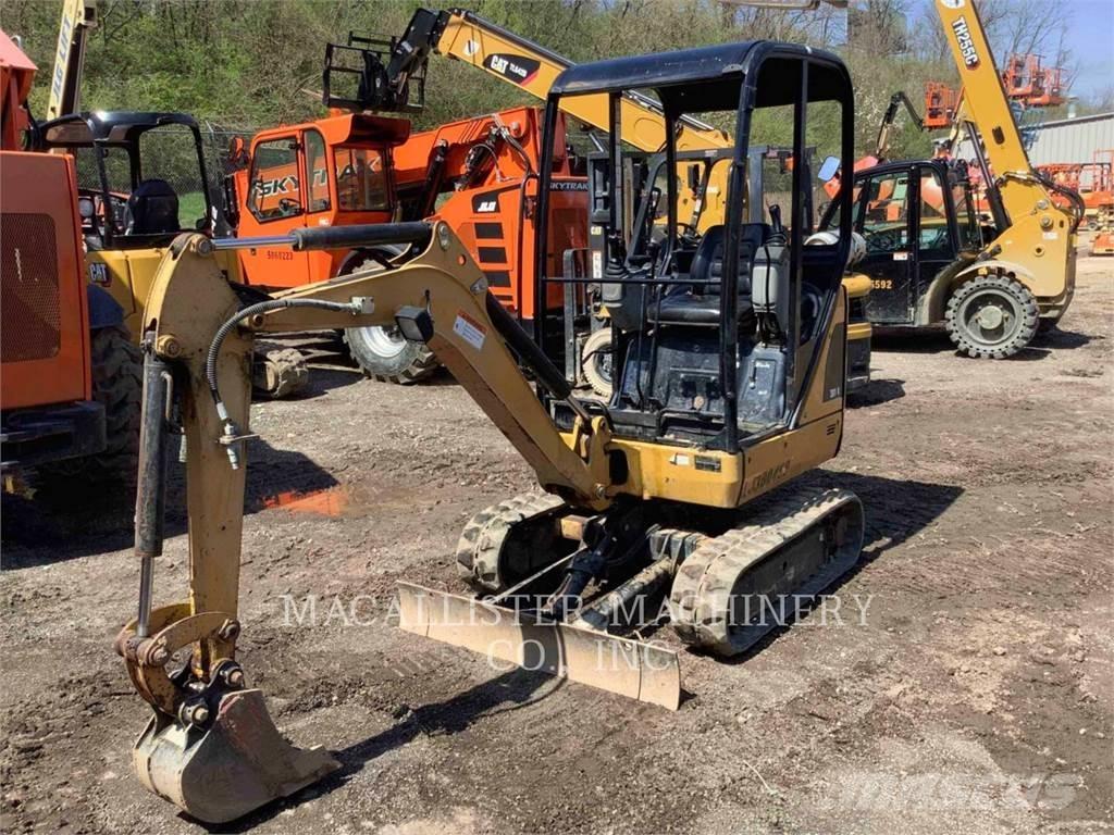 CAT 301.4C Koparki gąsienicowe