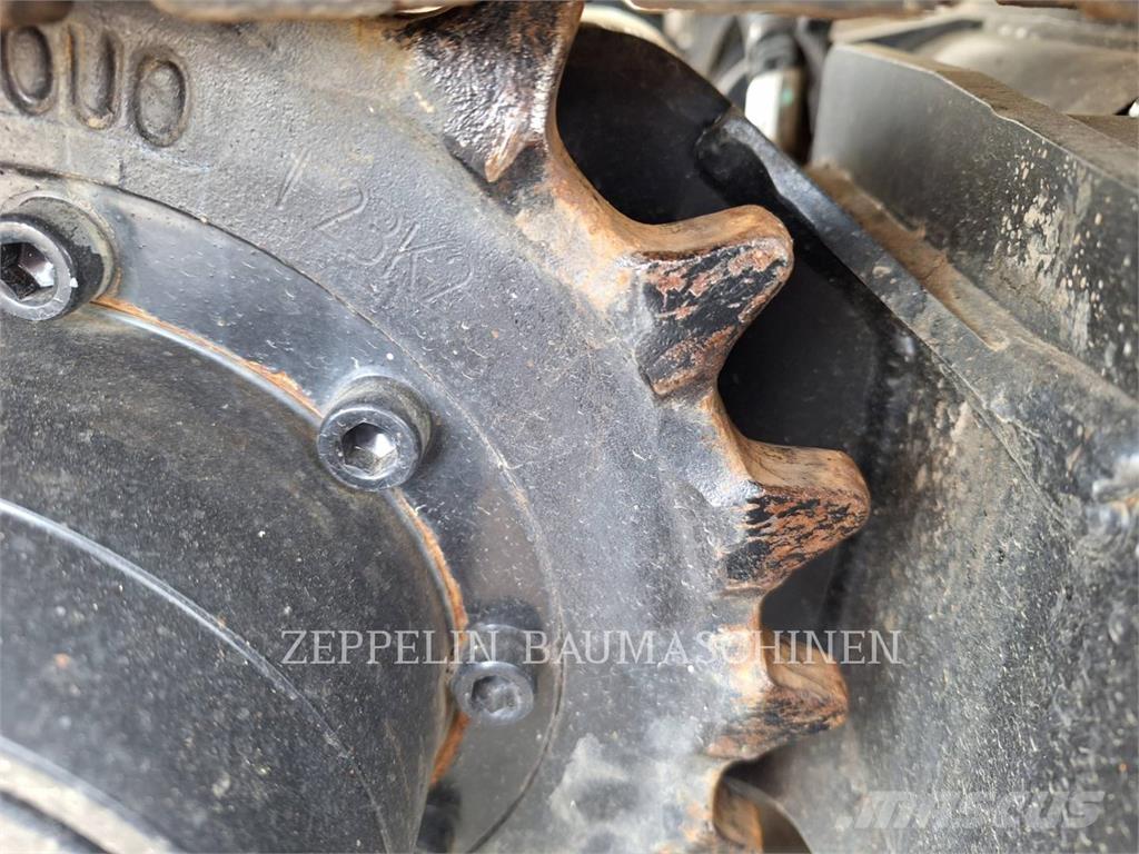 CAT 301.6-05A Koparki gąsienicowe