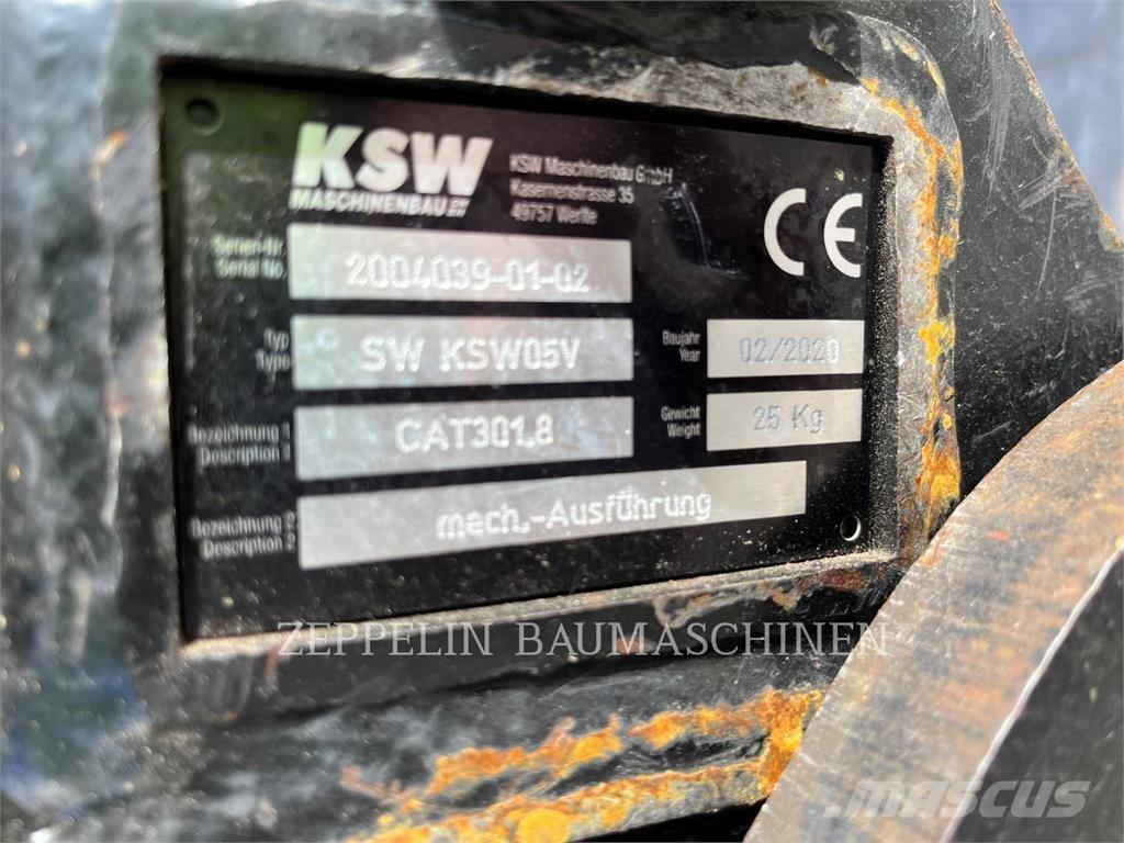 CAT 301.6-05A Koparki gąsienicowe
