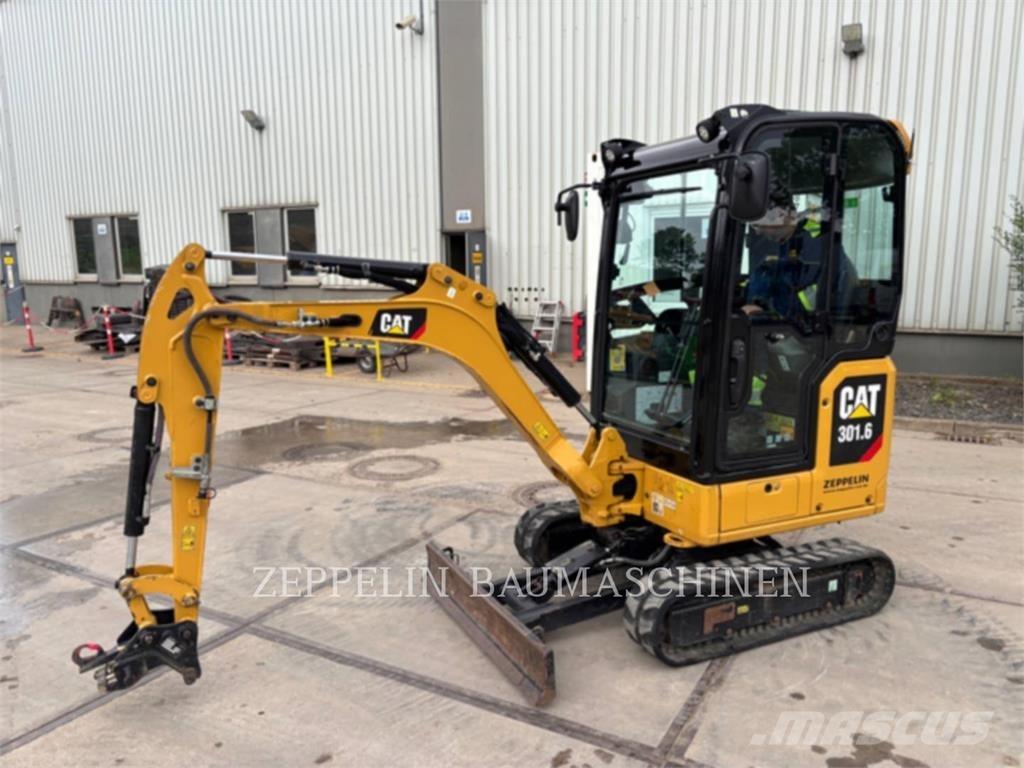 CAT 301.6-05A Koparki gąsienicowe