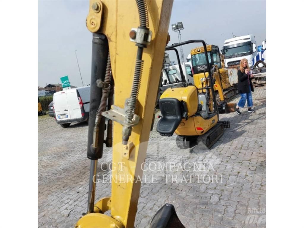 CAT 301.7 Koparki gąsienicowe