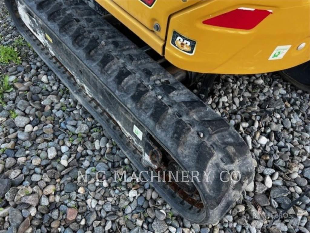 CAT 301.7 CRCN Koparki gąsienicowe