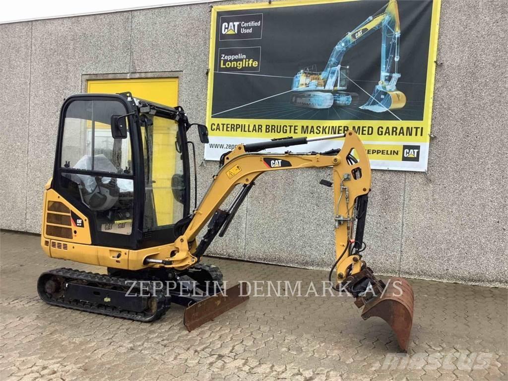 CAT 301.7D Koparki gąsienicowe