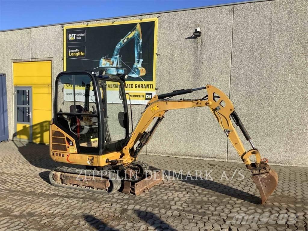 CAT 301.7D Koparki gąsienicowe