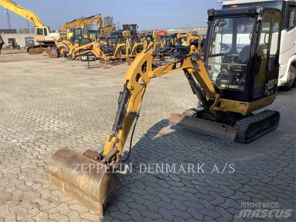 CAT 301.7D Koparki gąsienicowe