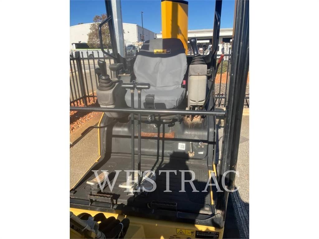 CAT 301.7D Minikoparki